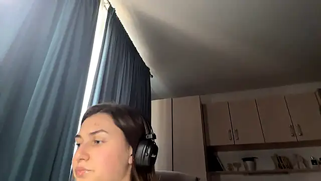 CameTruce online show from 06-08-26, 03:23