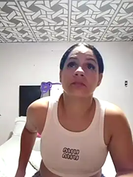 Snapshot of Cielo_777_ chatting on 06-04-26, 12:05 Cielo 777 online show from 06-04-26, 12:05