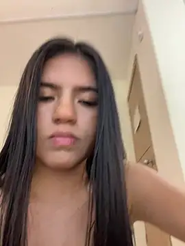 Eilie xxx online show from 07-28-26, 07:39