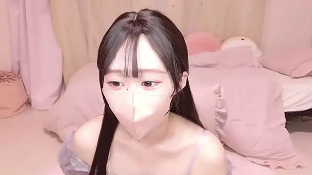 Snapshot of YURInya_ chatting on 06-15-26, 12:40 YURInya online show from 06-15-26, 12:40