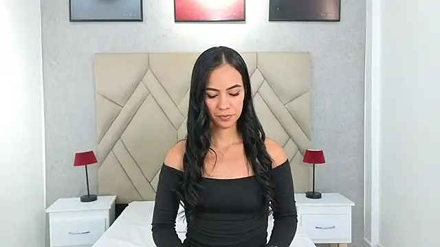 Oriana Sarmiento online show from 06-25-26, 07:40