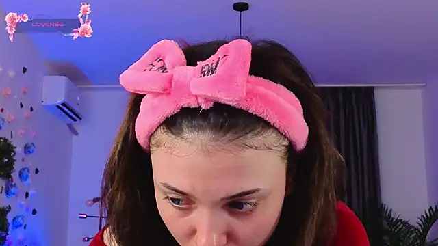 justmeavery online show from 07-03-26, 03:02