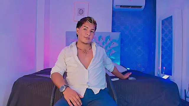 Snapshot of Joel_carterr chatting on 07-18-26, 09:29 Joel carterr online show from 07-18-26, 09:29