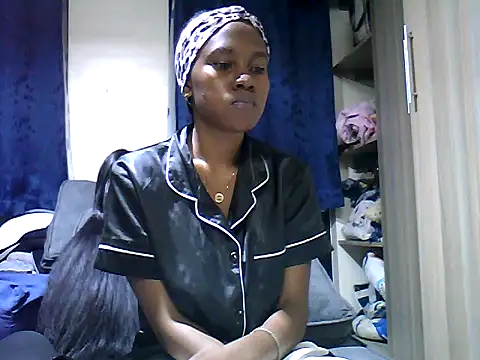 Snapshot of sweetshawtyspice chatting on 06-03-26, 06:57 sweetshawtyspice online show from 06-03-26, 06:57