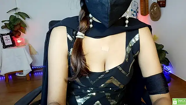 Snapshot of Yalinahotty chatting on 07-05-26, 04:19 Yalinahotty online show from 07-05-26, 04:19