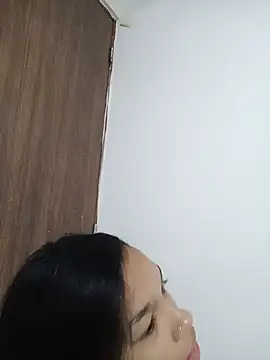 Snapshot of ThaliaHall_1 chatting on 07-16-26, 10:43 ThaliaHall 1 online show from 07-16-26, 10:43