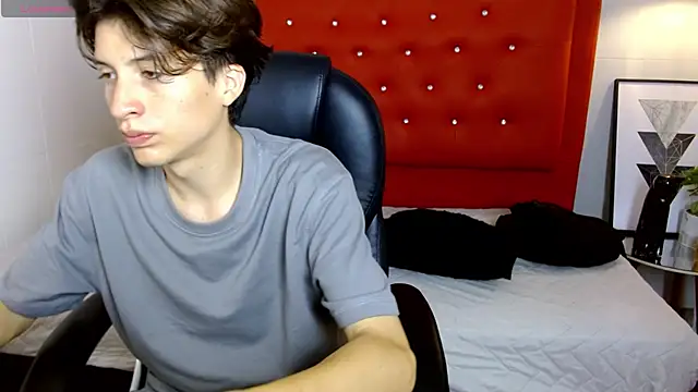 Marcoviolet online show from 06-21-26, 12:19