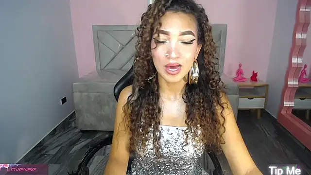 CamilaVixen ch online show from 06-19-26, 08:23