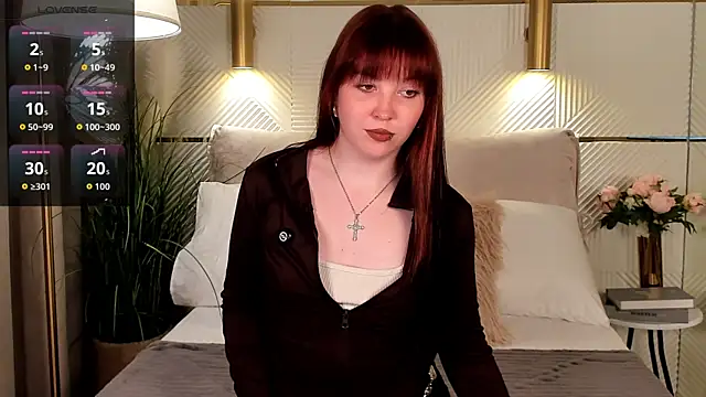 Hyuna Flowers online show from 06-26-26, 11:03