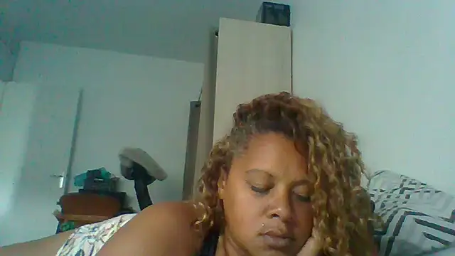 Snapshot of DOMINATRICESANDRA chatting on 06-03-26, 06:46 DOMINATRICESANDRA online show from 06-03-26, 06:46