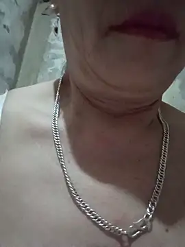 Snapshot of Kiki_sexyy chatting on 06-02-26, 09:39 Kiki sexyy online show from 06-02-26, 09:39