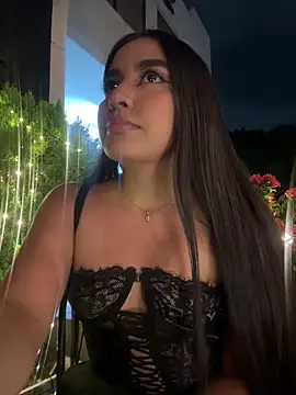 Snapshot of HaileyBieber_ chatting on 06-03-26, 11:54 HaileyBieber online show from 06-03-26, 11:54