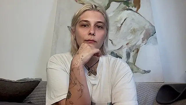 Ella Bloom online show from 07-28-26, 02:13