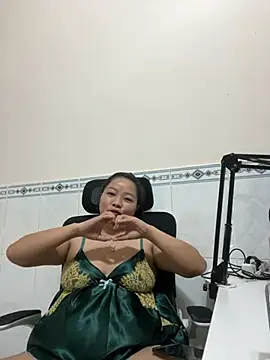Senkolive online show from 06-20-26, 06:49
