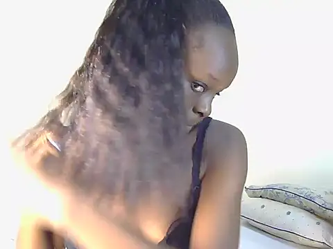 petite cee online show from 07-30-26, 01:04