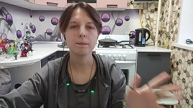 Saranade online show from 05-29-26, 05:11