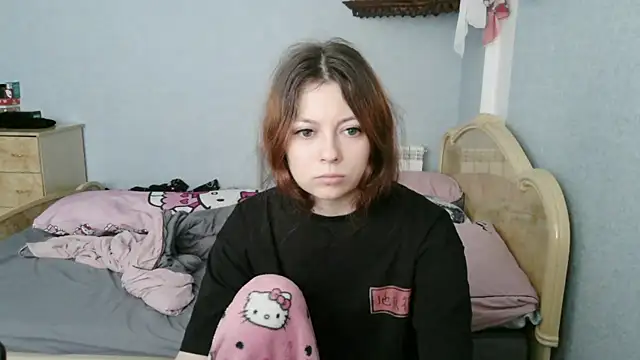 Snapshot of AlessiaViolet chatting on 07-14-26, 09:36 AlessiaViolet online show from 07-14-26, 09:36