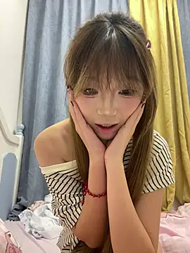 Snapshot of zaizaigirl chatting on 05-30-26, 07:11 zaizaigirl online show from 05-30-26, 07:11