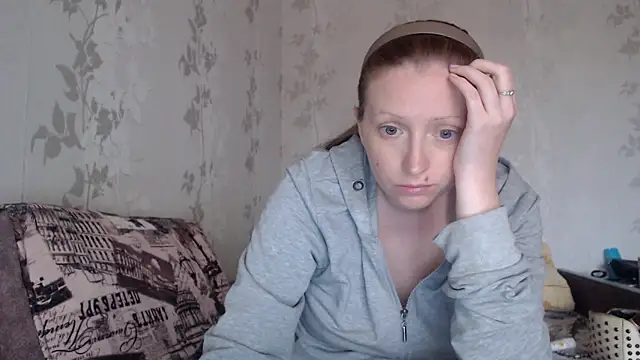 Luna Bliiss online show from 06-03-26, 02:33
