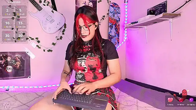 Snapshot of Lucy-morninghstar chatting on 07-02-26, 01:06 Lucy-morninghstar online show from 07-02-26, 01:06