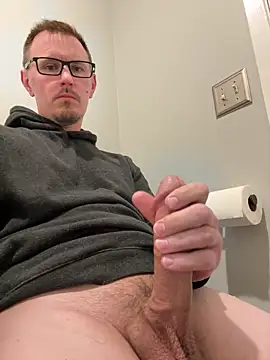 Snapshot of Hardpaul85 chatting on 06-16-26, 07:49 Hardpaul85 online show from 06-16-26, 07:49