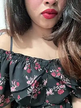 Yours riya11 online show from 06-10-26, 07:02