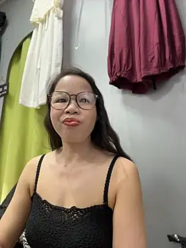 honghong mother online show from 06-28-26, 01:44