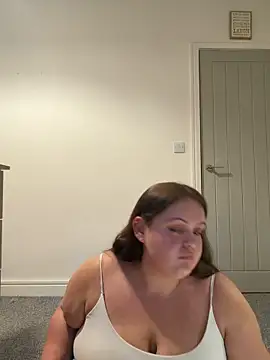 LillyMaexx online show from 06-08-26, 09:15