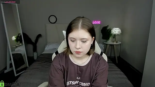 Kylie-Voss online show from 07-08-26, 03:00
