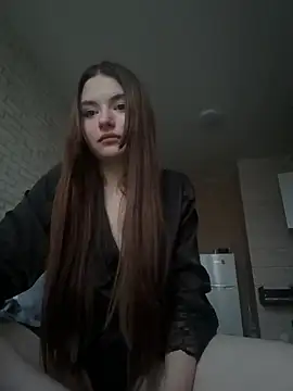 Snapshot of sexy-brunette77 chatting on 06-10-26, 06:07 sexy-brunette77 online show from 06-10-26, 06:07