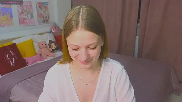 BeatriceLoven online show from 06-14-26, 02:24