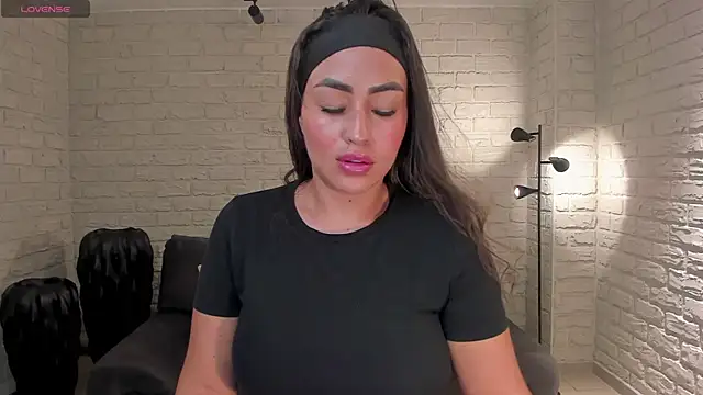 VictoriaBennetX online show from 07-14-26, 07:52
