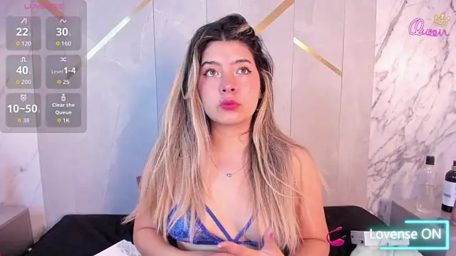 ChloeBelle  online show from 06-11-26, 12:36