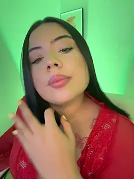 Snapshot of lulu__dreams chatting on 06-10-26, 06:07 lulu dreams online show from 06-10-26, 06:07