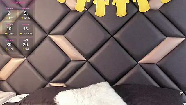 AdrianaHarlow online show from 07-01-26, 07:13
