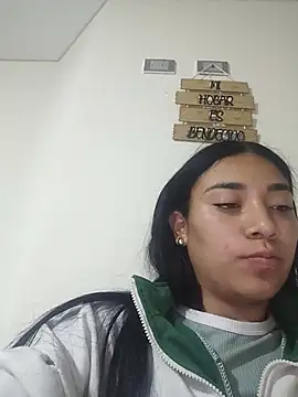 Snapshot of Amber-gold chatting on 06-02-26, 06:26 Amber-gold online show from 06-02-26, 06:26