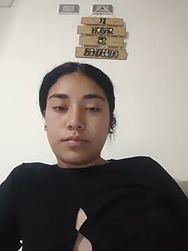 Snapshot of Amber-gold chatting on 06-06-26, 07:46 Amber-gold online show from 06-06-26, 07:46