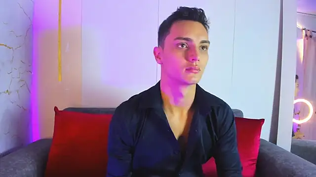 Snapshot of andrewevans46 chatting on 06-05-26, 11:16 andrewevans46 online show from 06-05-26, 11:16