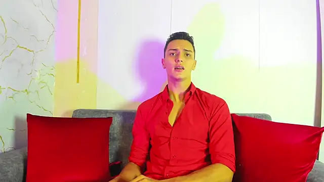 Snapshot of andrewevans46 chatting on 06-07-26, 12:42 andrewevans46 online show from 06-07-26, 12:42