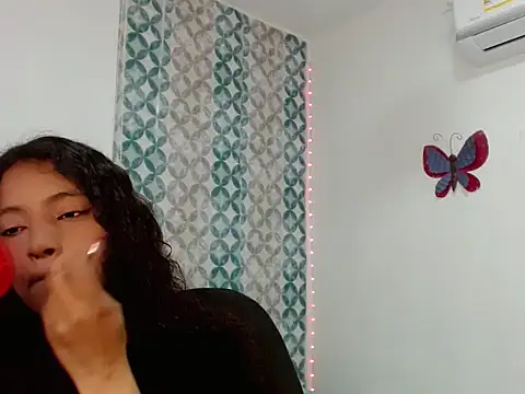 Snapshot of Isabellacarson chatting on 06-06-26, 05:06 Isabellacarson online show from 06-06-26, 05:06
