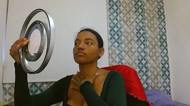 Snapshot of Isabellacarson chatting on 07-28-26, 06:07 Isabellacarson online show from 07-28-26, 06:07