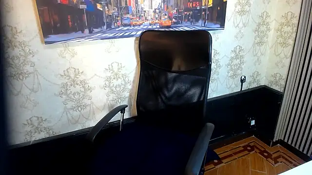 Holly Watson  online show from 07-24-26, 03:59