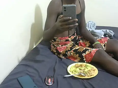 cute avy0 online show from 06-10-26, 07:13