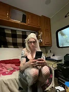 Snapshot of SexyHaileyxoxo chatting on 07-13-26, 04:43 SexyHaileyxoxo online show from 07-13-26, 04:43