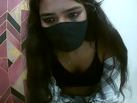 Snapshot of Hot-Roshni chatting on 06-07-26, 07:17 Hot-Roshni online show from 06-07-26, 07:17