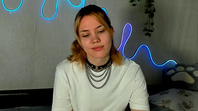 Milena Stasym online show from 07-03-26, 06:09