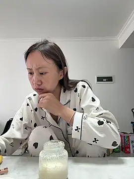 Snapshot of Xiao_Mao_meow chatting on 06-11-26, 12:32 Xiao Mao meow online show from 06-11-26, 12:32