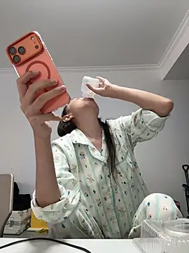 Snapshot of Xiao_Mao_meow chatting on 06-20-26, 12:47 Xiao Mao meow online show from 06-20-26, 12:47