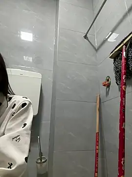 Snapshot of Xiao_Mao_meow chatting on 07-24-26, 12:08 Xiao Mao meow online show from 07-24-26, 12:08
