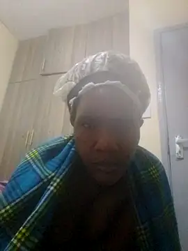 Creamymom4 online show from 06-16-26, 06:43